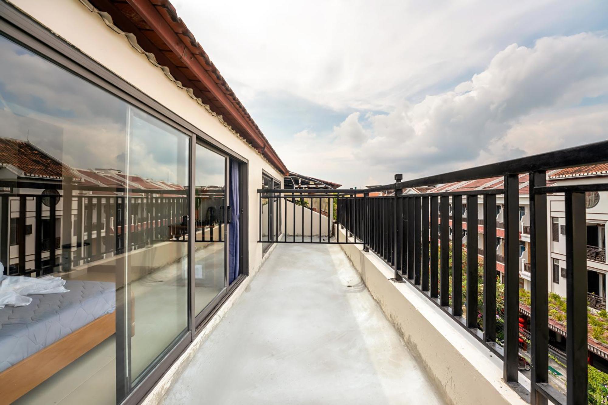 Harmony Old Town Hostel And Pool Bar 호이안 외부 사진