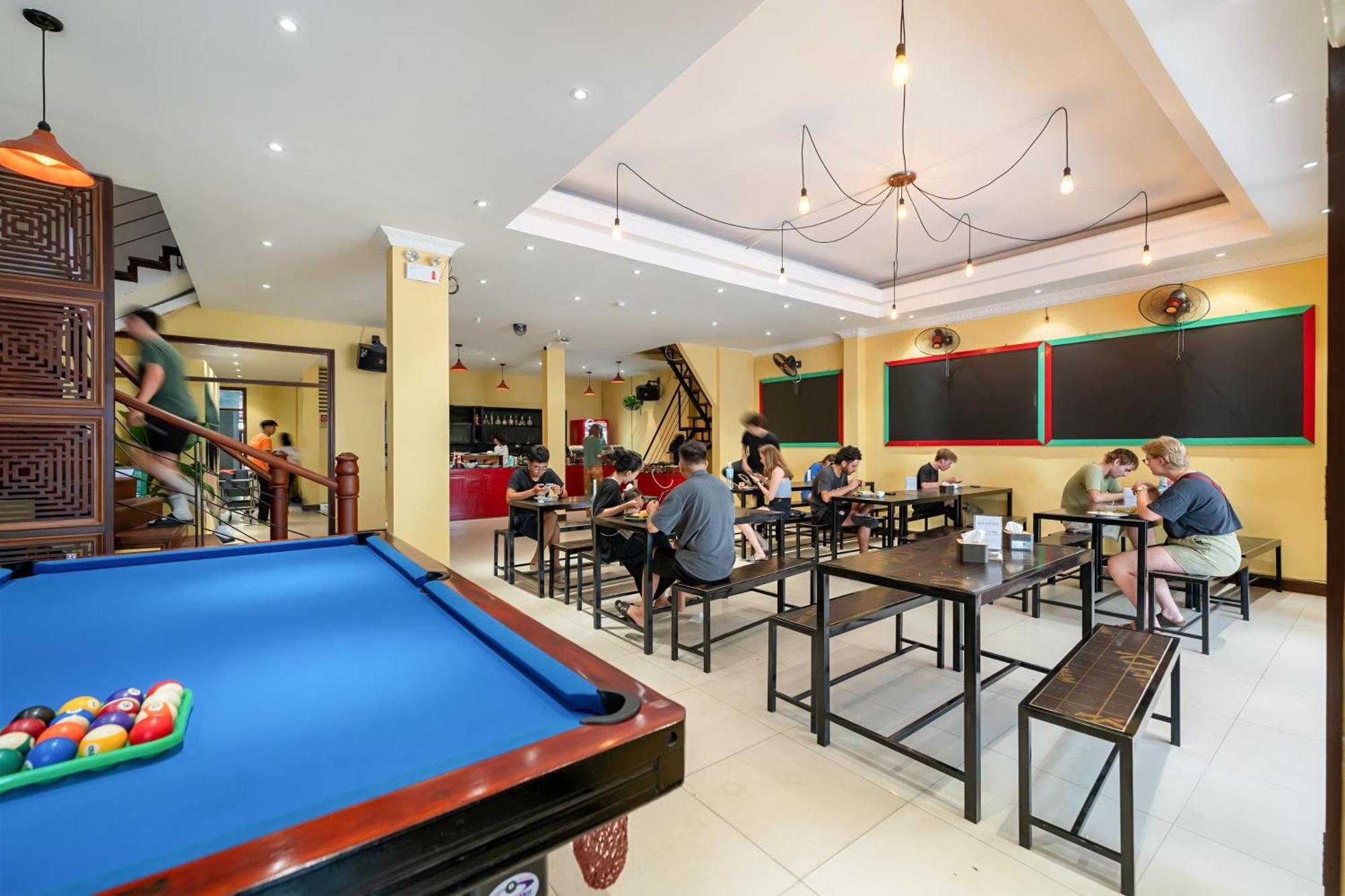 Harmony Old Town Hostel And Pool Bar 호이안 외부 사진