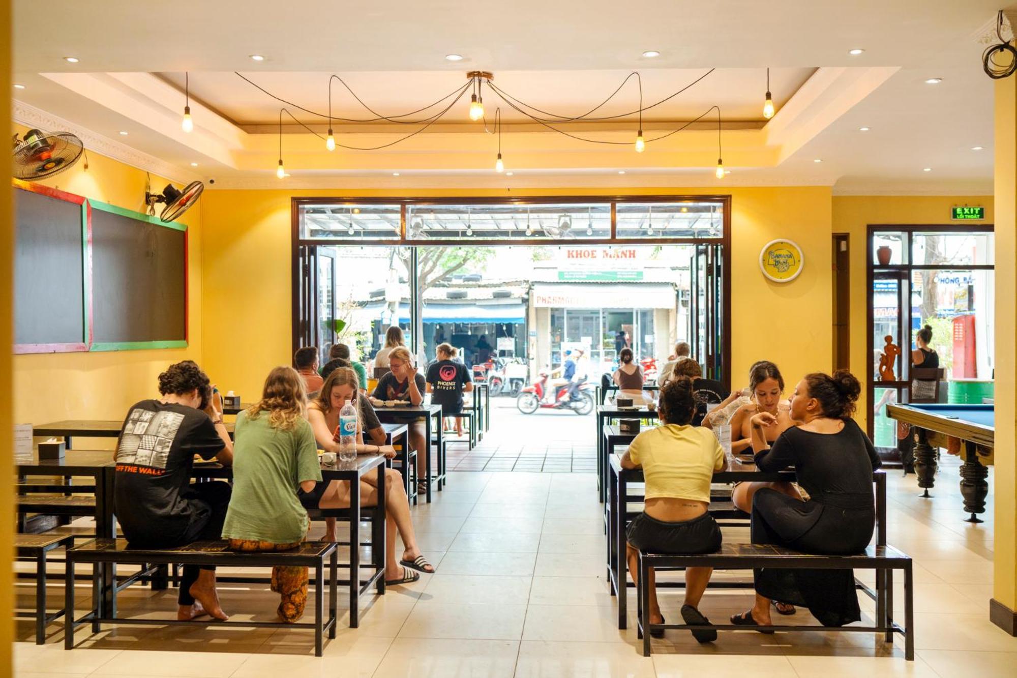 Harmony Old Town Hostel And Pool Bar 호이안 외부 사진