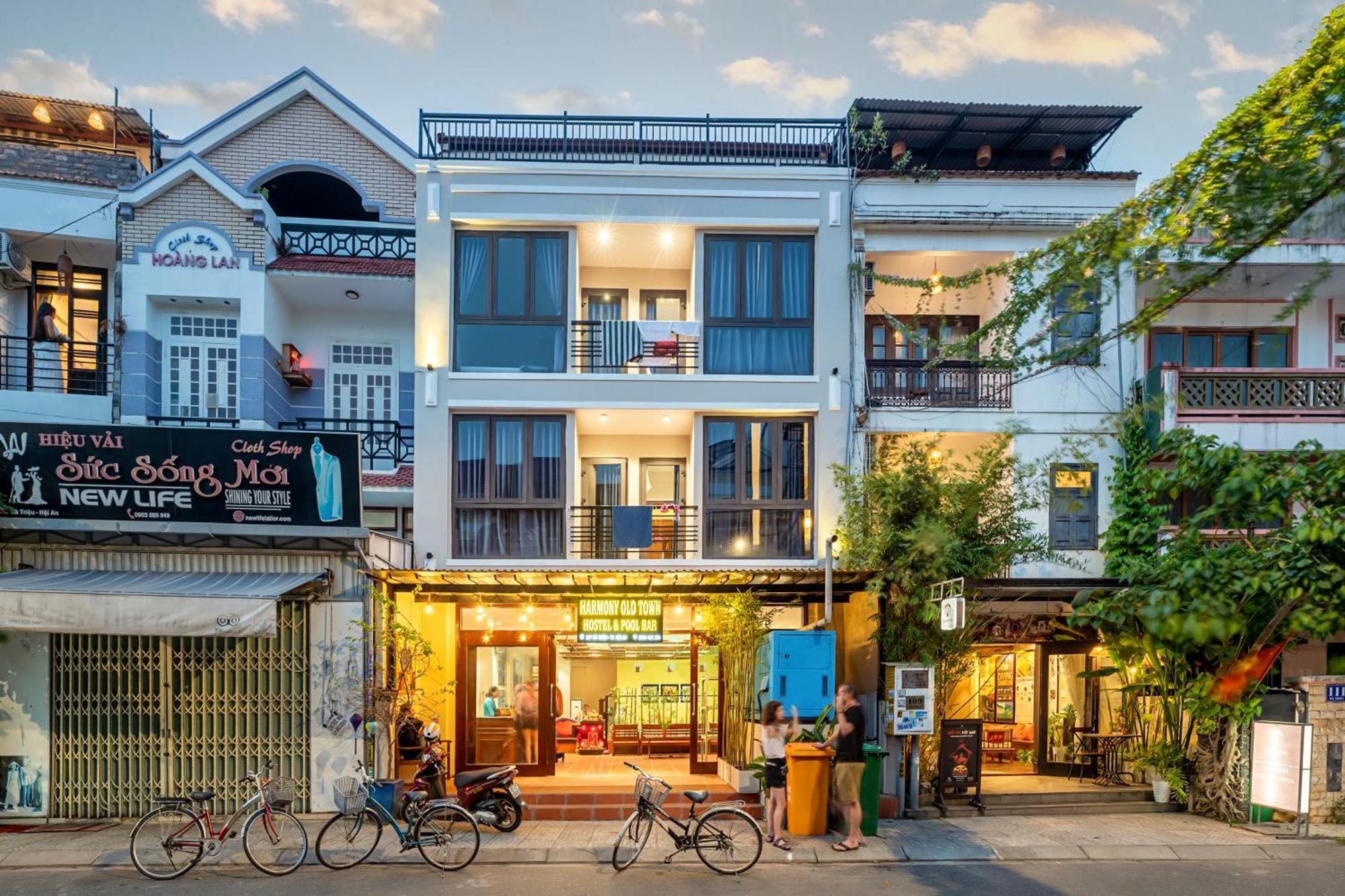 Harmony Old Town Hostel And Pool Bar 호이안 외부 사진